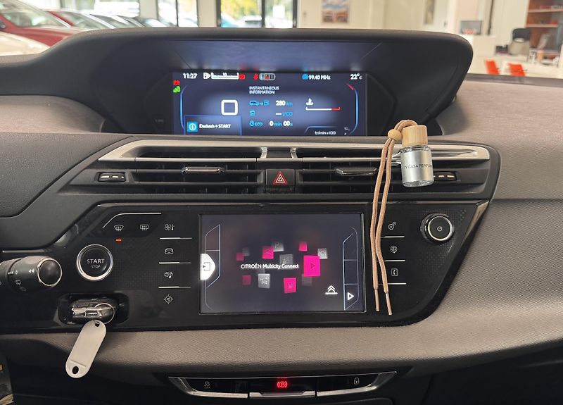 Citroën Grand C4 Picasso 1.6 HDI,Intensive ,ČR, 7 míst - fotka 24 z 29
