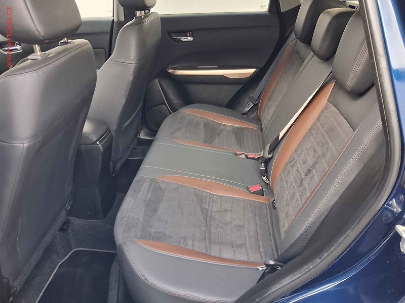 Suzuki Vitara (2018) 1.6 VVT AllGrip, Comfort - fotka 10 z 19