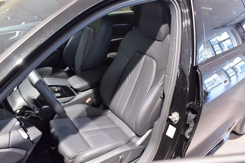 Audi A5 e-hybrid q S-Line Tech+ Matrix - fotka 7 z 7