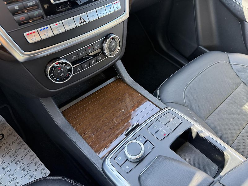 Mercedes-Benz GL 350 CDI XENON PANO MASÁŽ TAŽNÉ - fotka 34 z 63