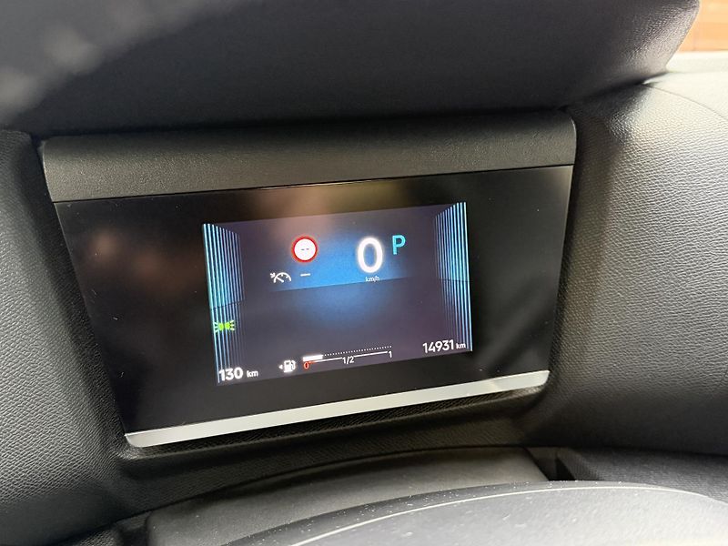 Citroën C4 (2025) PLUS PureTech 130k EAT8 - fotka 14 z 37