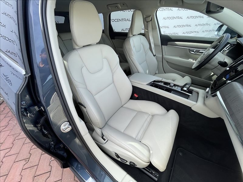 Volvo V90 2,0 i,145kW,MHEV core,STK 4/28 - fotka 16 z 19