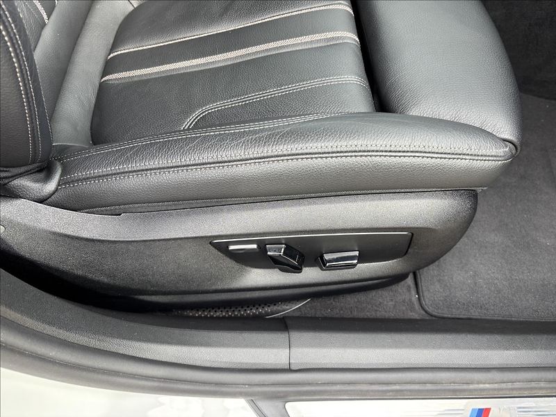BMW Řada 6 3,0 GT xDrive 245kW DPH - fotka 28 z 57