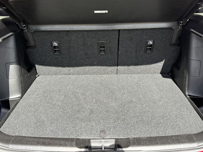 Suzuki Vitara 1.4 BoosterJet 95kW Elegance - fotka 12 z 23