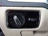 Škoda Superb (2012) 2.0TDi, AT, autoAC - náhled 17