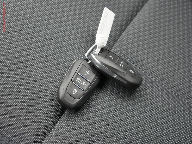 Opel Astra (2024) 1.2 T, 1.maj,ČR, Edition, LED - fotka 23 z 23