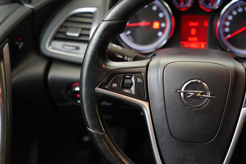 Opel Astra - fotka 14 z 23