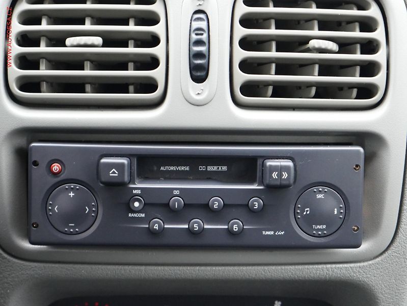 Renault Thalia (2005) 1.4i, ČR, AC - fotka 11 z 15