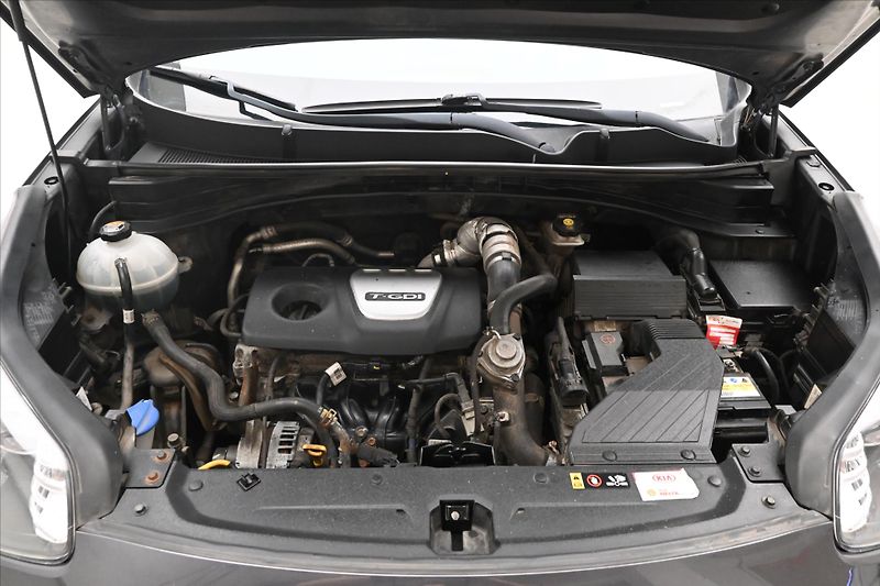 Kia Sportage 1,6 T-GDI 130 kW AWD AT - fotka 9 z 30