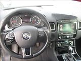 Volkswagen Touareg 3,0 TDI, DSG,servis,el.tažné - náhled 14
