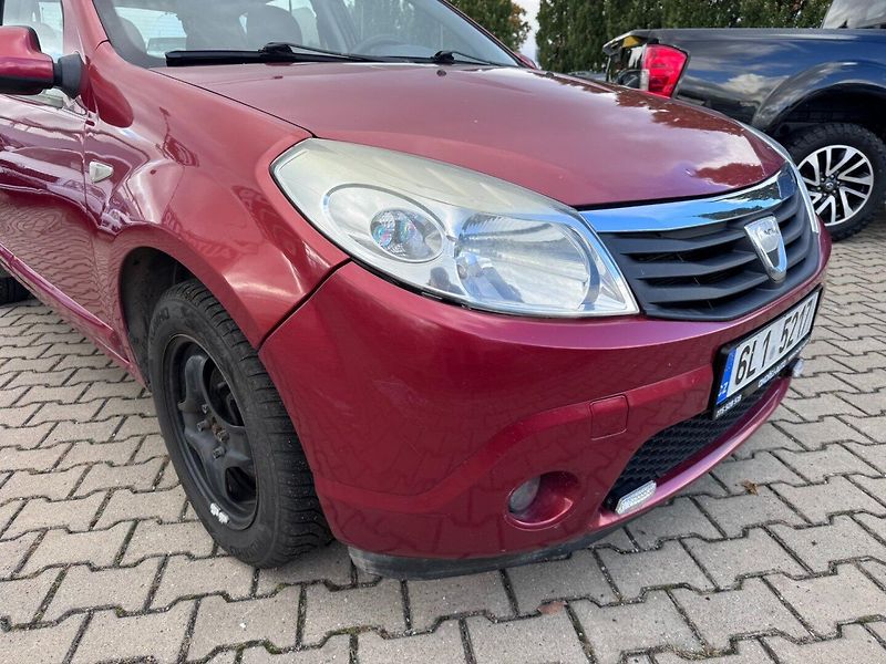 Dacia Sandero (2009) LPG 1,4 55 KW KOLA - fotka 10 z 45