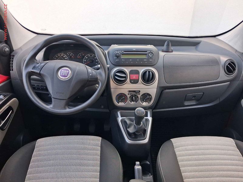 Fiat Qubo (2010) 1.4i, ČR - fotka 8 z 16