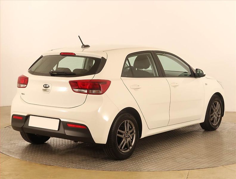 Kia Rio (2021) 1.2 DPI, Serv.kniha - fotka 5 z 16