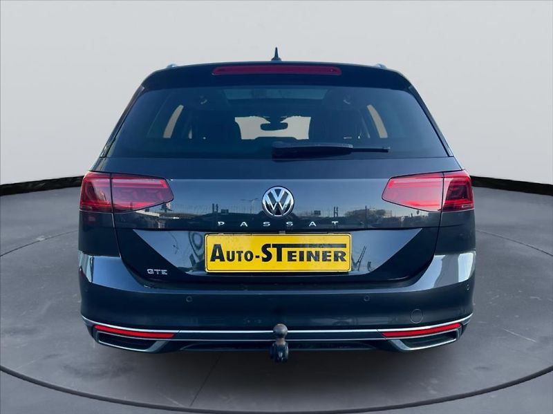 Volkswagen Passat GTE,Panorama,TZ,ACC,1.Maj - fotka 6 z 33