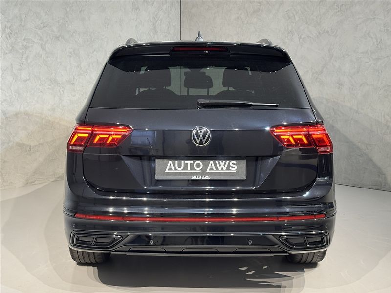 Volkswagen Tiguan Allspace 2,0 TDi  DSG 4x4 R-Line Kessy - fotka 9 z 46