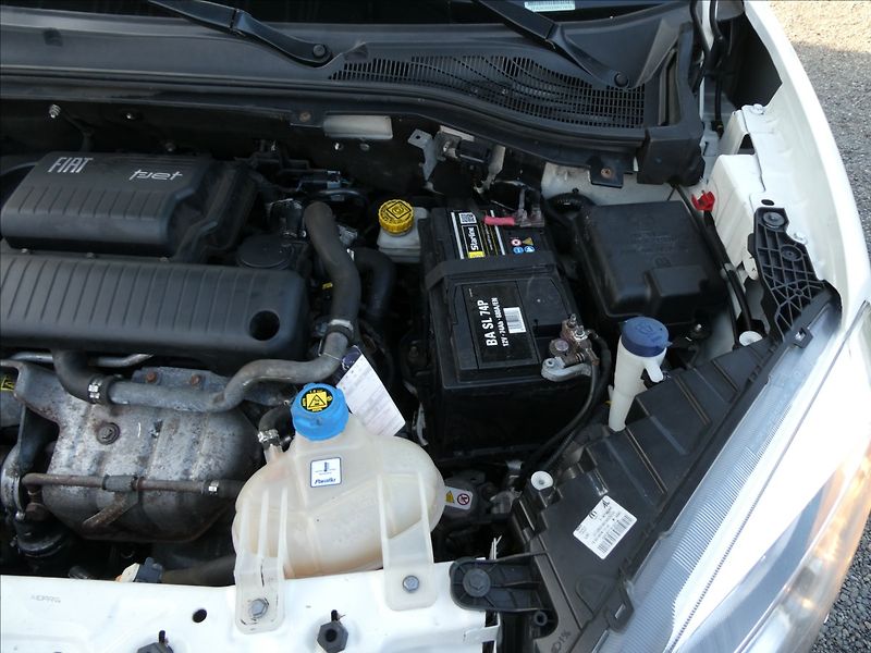 Fiat Dobló cargo 1,4 benzín/CNG SX L2H1,DPH,ČR - fotka 30 z 36