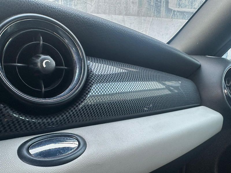 Mini Cooper S (2012) Coupe, 2.0D 105KW - fotka 17 z 19