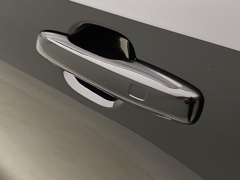 Volvo V90 D4 R-DESIGN AUT  - fotka 35 z 48