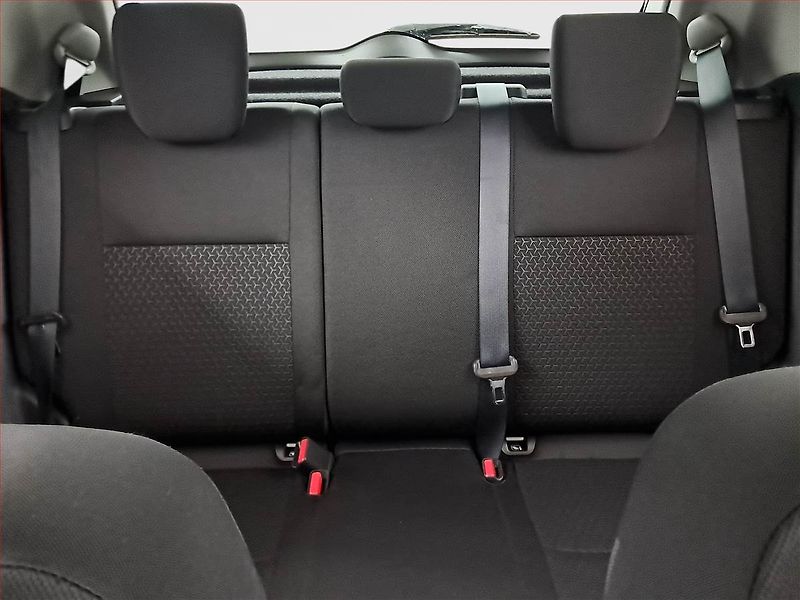 Suzuki Swift (2021) 1.2, 4X4, Serv.kniha - fotka 10 z 16