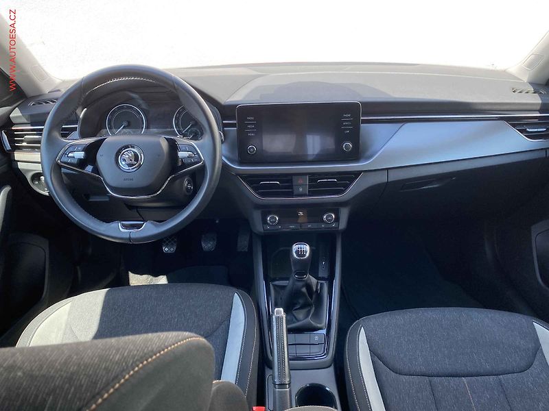 Škoda Scala (2023) 1.5 TSi, 1.maj,ČR, Style - fotka 8 z 19