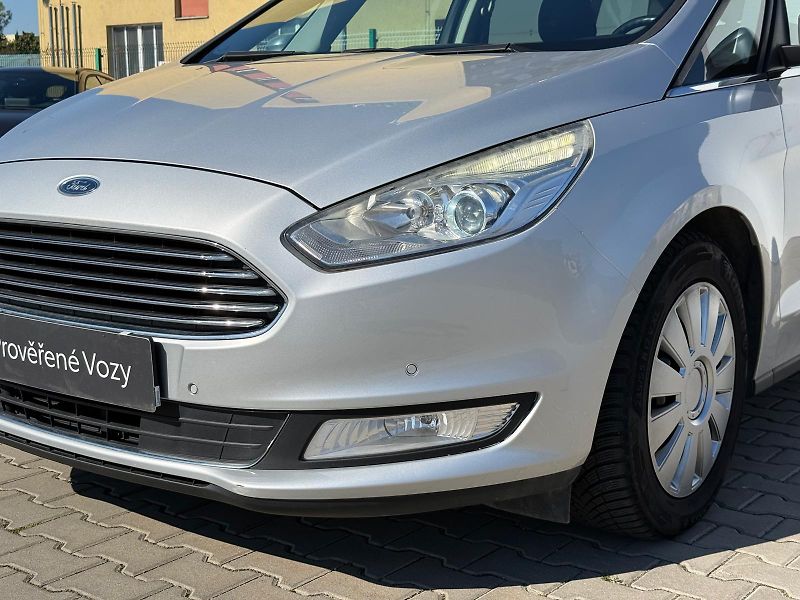 Ford Galaxy 2,0 TDCi 110kW Titanium AT - fotka 28 z 29