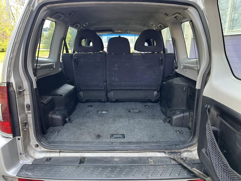Mitsubishi Pajero 3.2 DID bez koroze - fotka 17 z 33