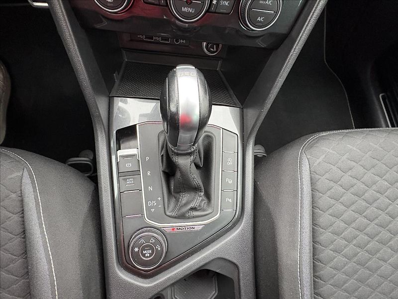 Volkswagen Tiguan 2,0 TDi 110kW 4M,ACC,Navi,JOIN - fotka 9 z 42