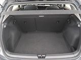 Volkswagen Golf (2020) Life 1.0 TSI, Serv.kniha - náhled 12