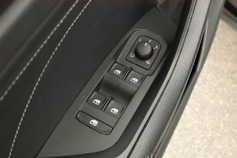 Škoda Kodiaq (2022) Sportline 1.5 TSI - fotka 19 z 19