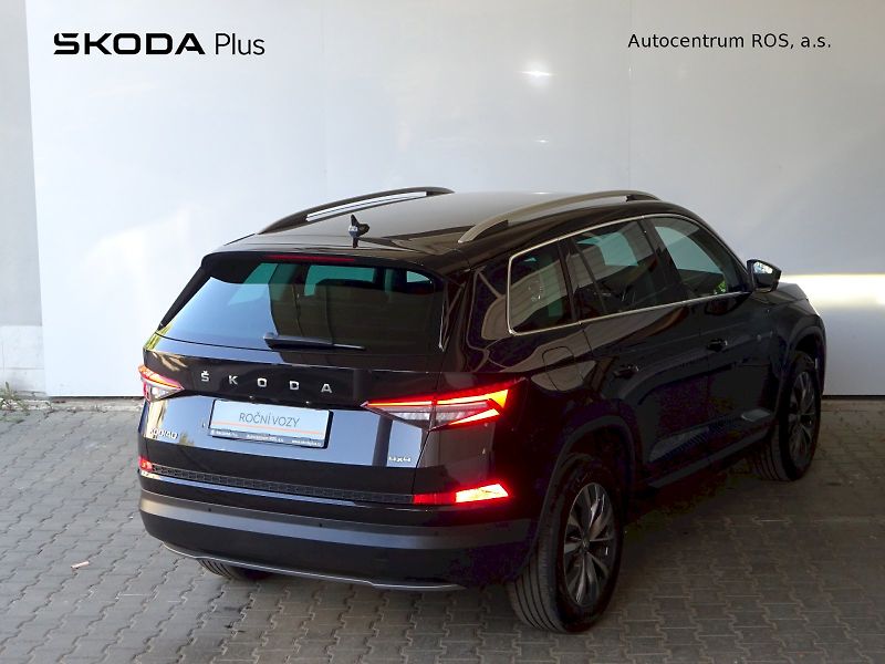 Škoda Kodiaq (2023) STYLE PLUS 4X4 TD 110/2.0 A7A - fotka 2 z 22