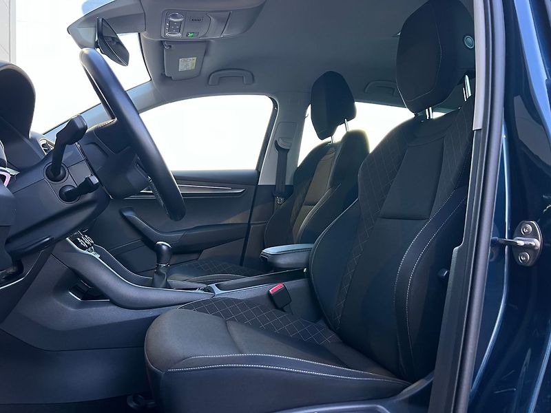 Škoda Karoq 1.0 TSI-Ambition P.KAMERA - fotka 61 z 98