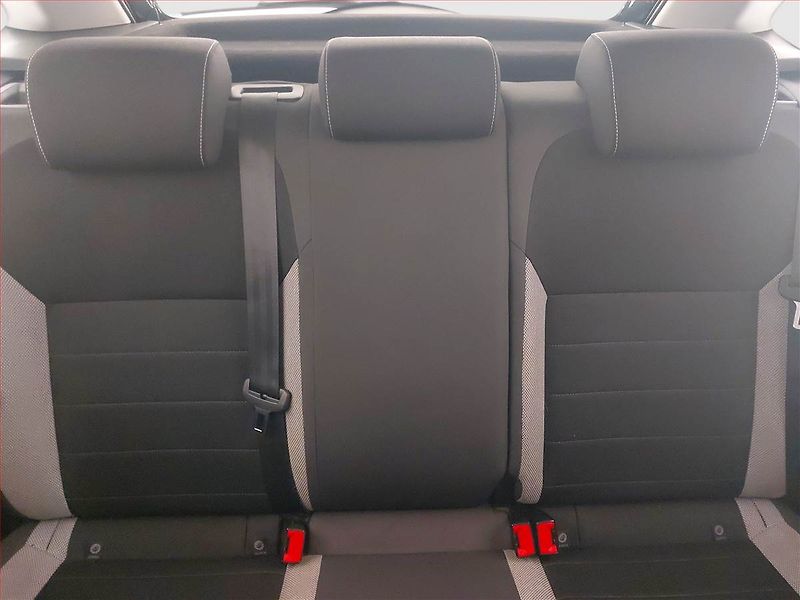 Škoda Rapid (2018) Spaceback 1.0 TSI - fotka 10 z 18