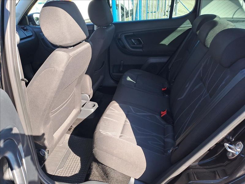 Škoda Fabia 1,2 TSI DIGIKLIMA,TEMPONAT - fotka 6 z 14