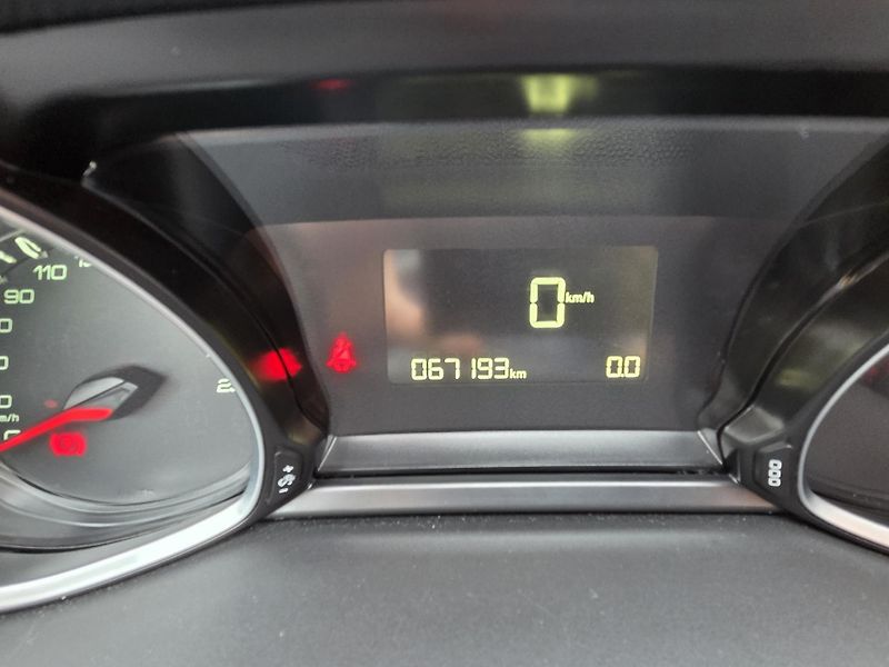Peugeot 308 (2019) 1.2 PT 110 Style MAN6 - fotka 14 z 27