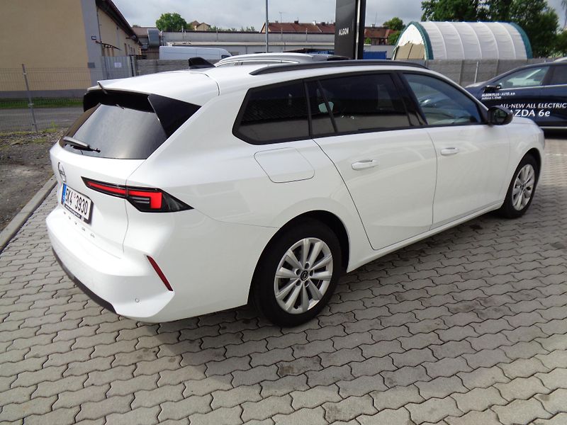 Opel Astra 1,2T SportsTourer,sada Komfort - fotka 5 z 24