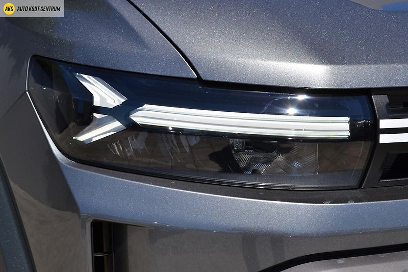 Dacia Duster Extreme hybrid 155 - fotka 9 z 55
