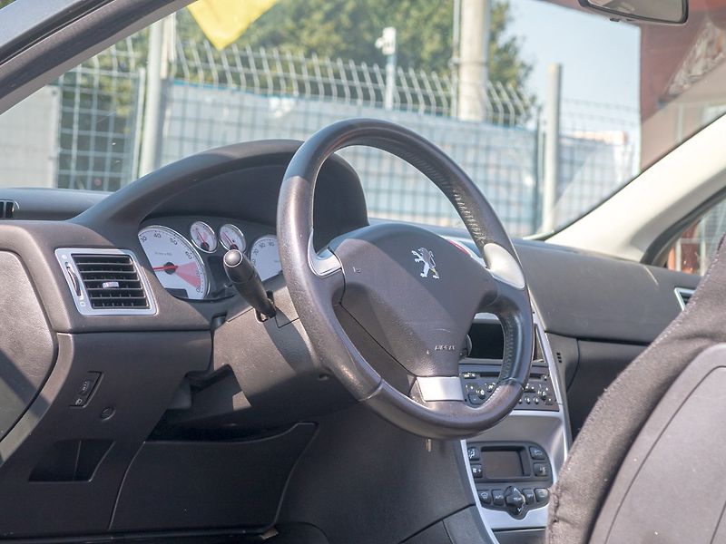 Peugeot 307 (2005) 1.6i 16V 80KW – KABRIO - fotka 11 z 39