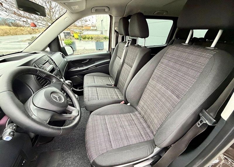 Mercedes-Benz Vito (2017) Tourer 111CDI lang W447 9 MÍST - fotka 9 z 15