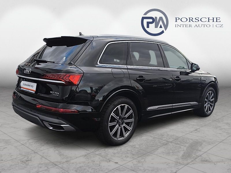 Audi Q7 3.0TDi S-Line - fotka 2 z 25