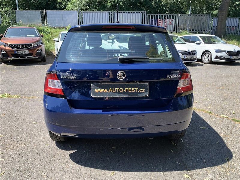 Škoda Fabia 1,0 MPI,1.MAJ,ČR - fotka 5 z 16