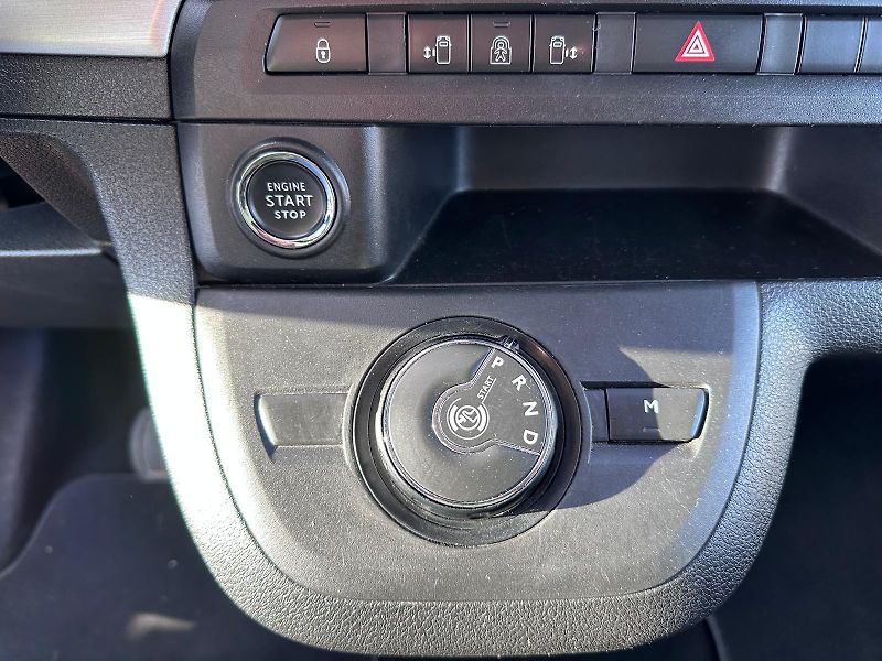 Toyota ProAce Verso 2.0 D-4D 180k - fotka 16 z 21