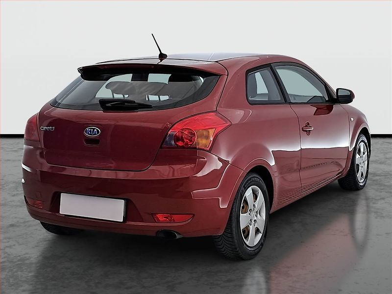 Kia Ceed (2011) 1.6 CVVT, po STK, jezdí dobře - fotka 5 z 15