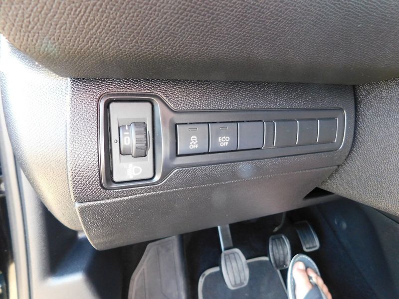 Peugeot 308 (2015) KOMBI 2.0 HDi - fotka 20 z 37