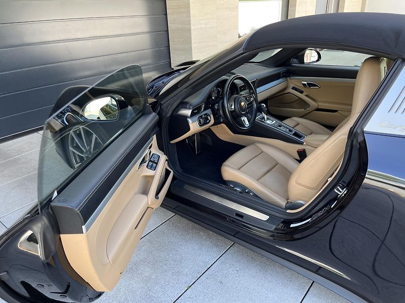 Porsche 911 Targa 4S 991.2 309 kW - fotka 19 z 31