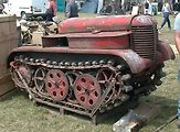 Traktůrek Babiole vyráběný na podvozku NSU Kettenkrad. Foto: Wikimedia Commons, Andreas Mehlhorn, CC BY-SA 4.0