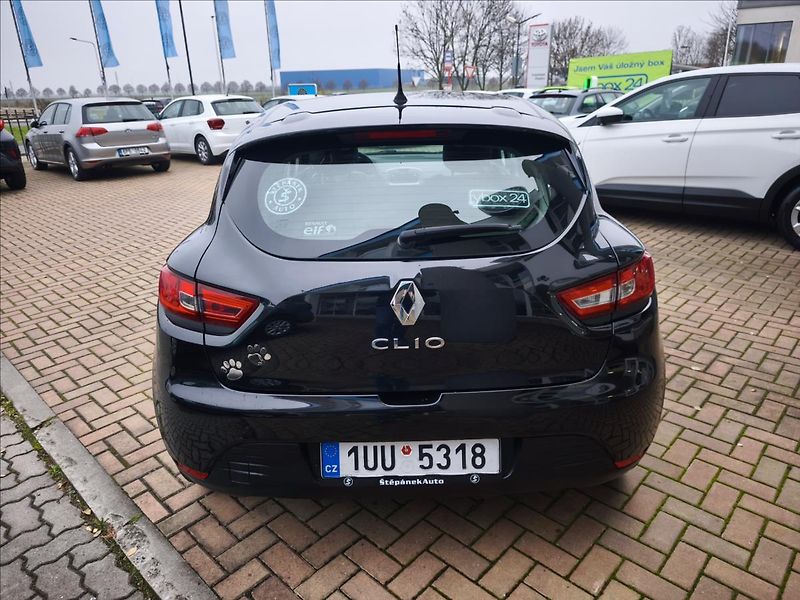Renault Clio 1,2 16V - fotka 6 z 17