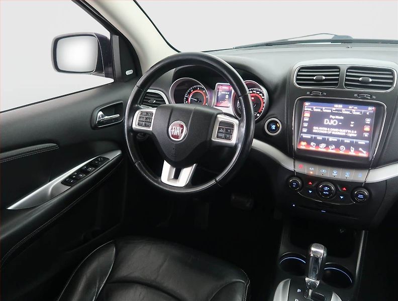 Fiat Freemont (2012) 2.0 MultiJet, 4X4, Automat - fotka 7 z 16