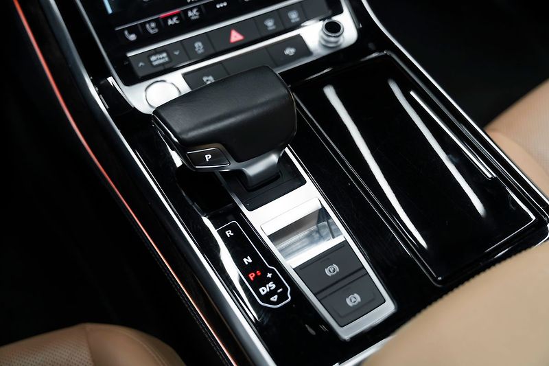 Audi Q8 - fotka 11 z 20