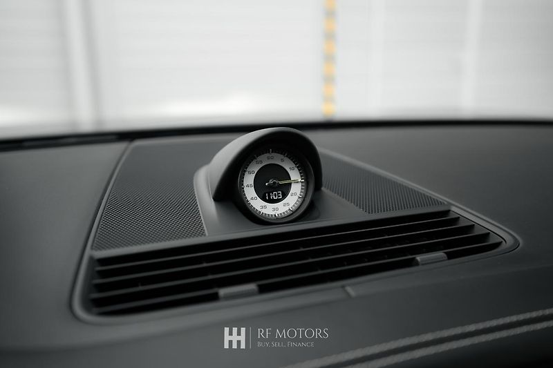 Porsche Panamera (2020) Turbo S E-Hybrid - fotka 40 z 55