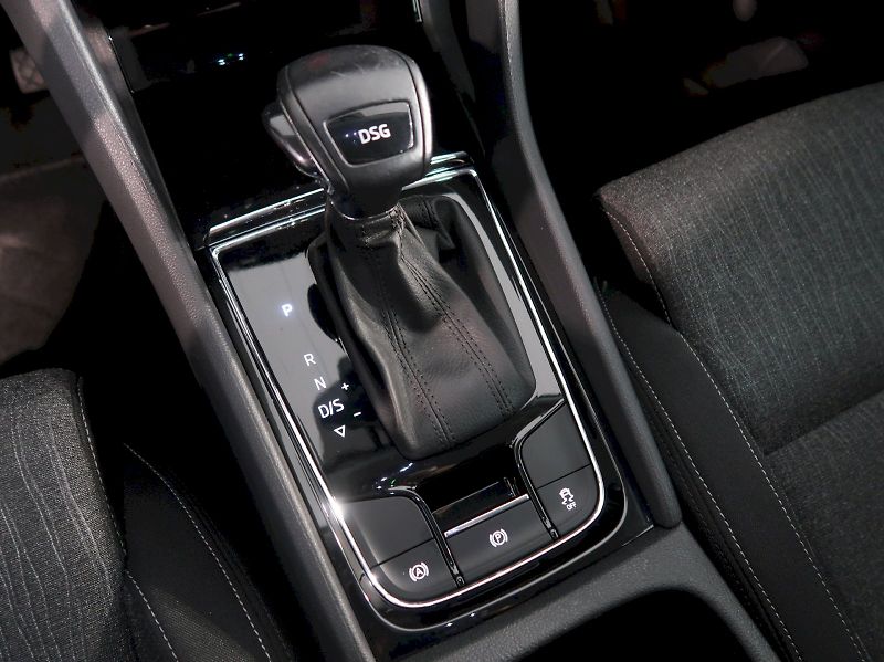 Škoda Karoq (2020) STYLE 1.5TSI 110KW DSG NAVI TA - fotka 30 z 37